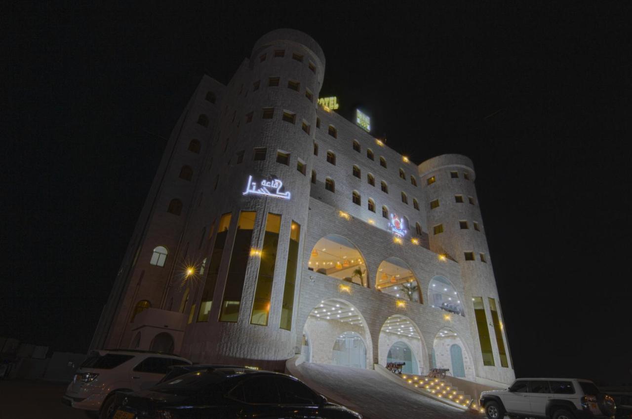 عبري كاسل هوتيل 外观 照片